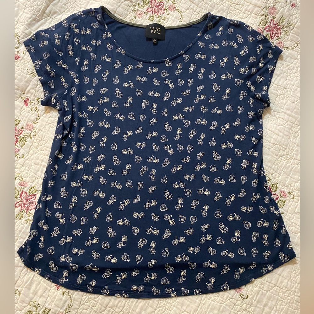 3/ $20 W5 Soft blue and white bicycle print tee